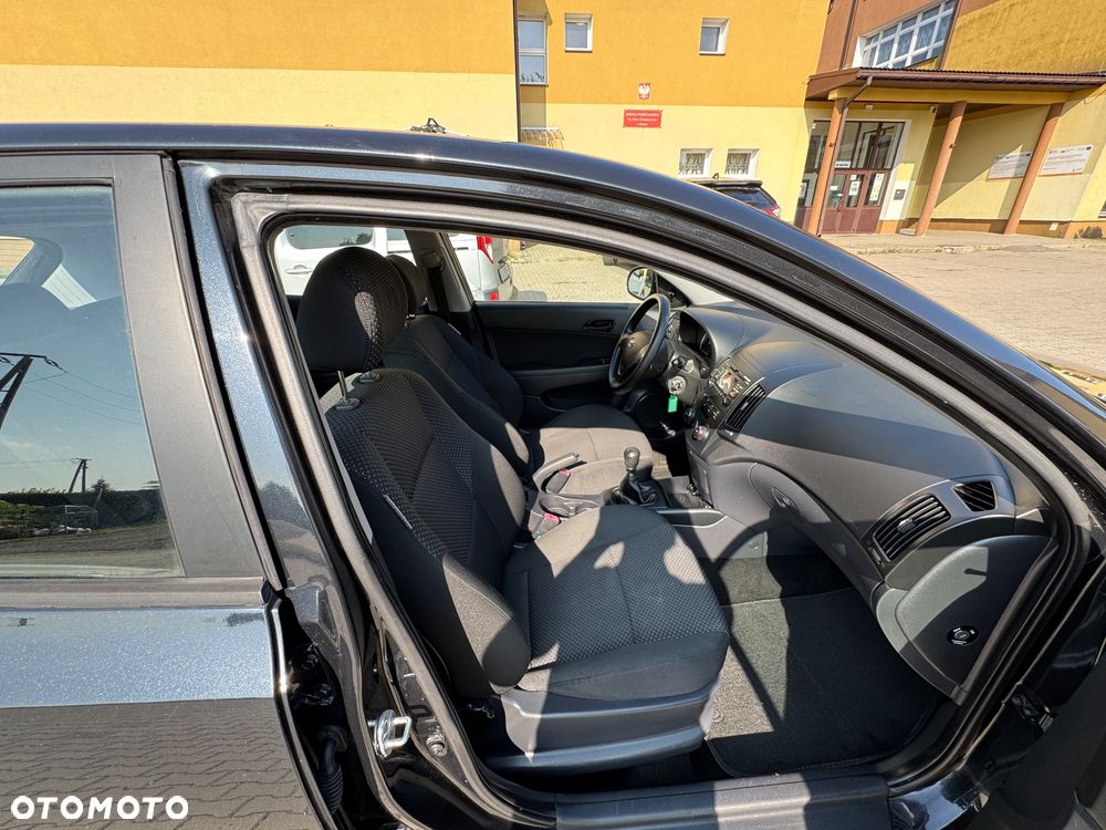 Hyundai i30 1.4 Blue Comfort - 9