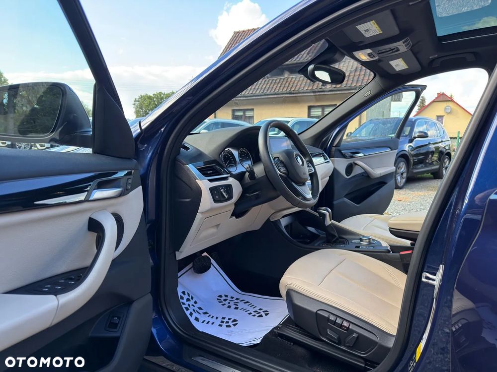 BMW X1 xDrive25i Advantage - 22
