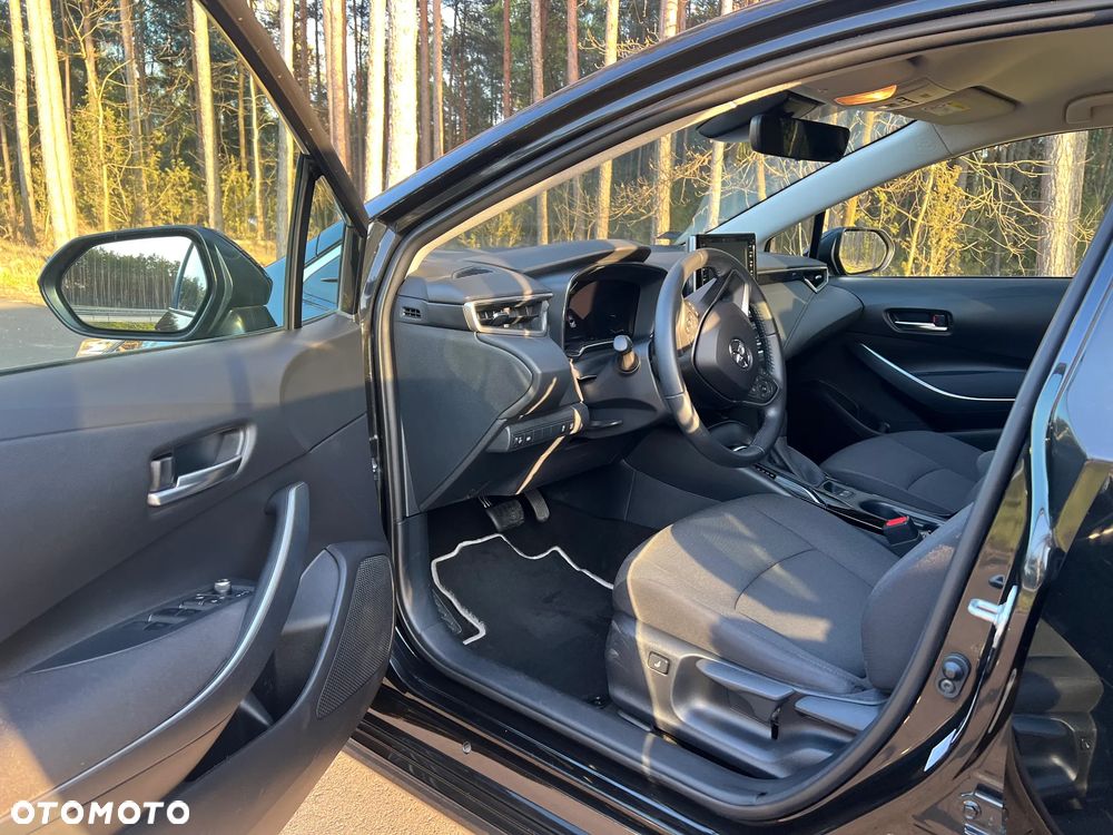 Toyota Corolla 1.8 Hybrid Comfort - 14