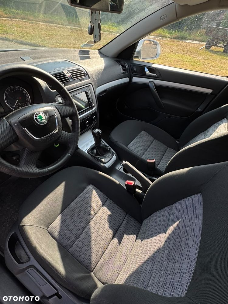 Skoda Octavia 1.6 TDI Classic - 9