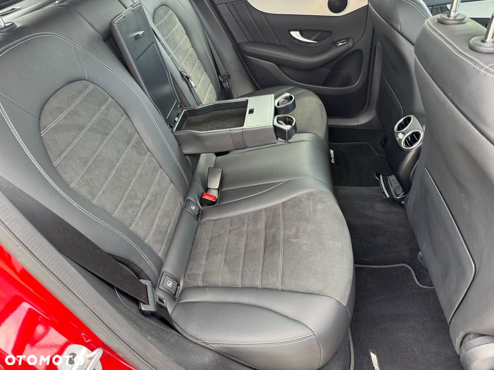 Mercedes-Benz GLC 200 d 4Matic 9G-TRONIC AMG Line - 18