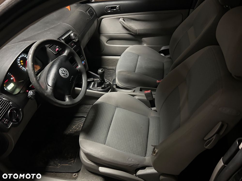 Volkswagen Golf 1.9 TDI Basis - 6