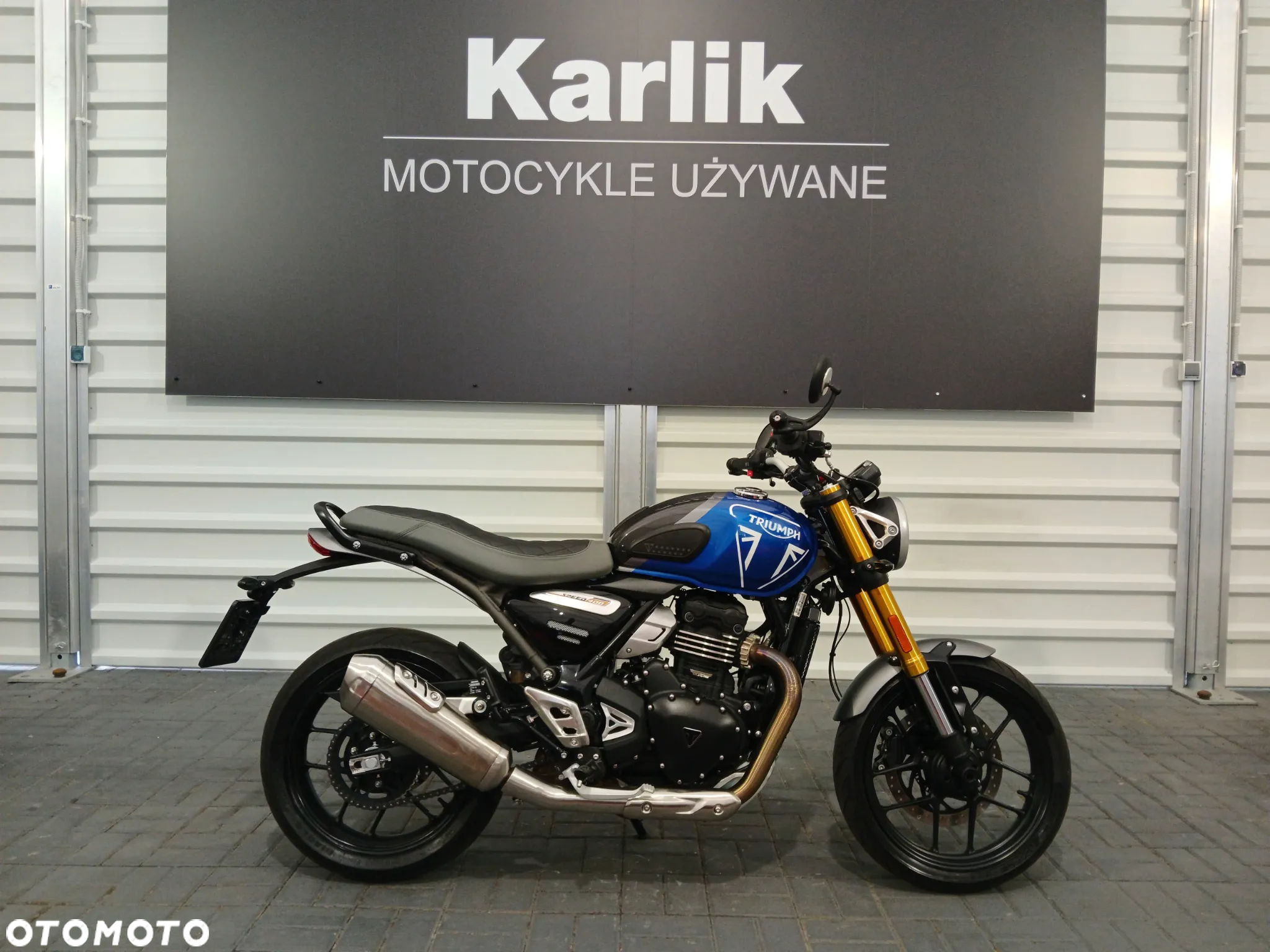 Triumph Inny - 3
