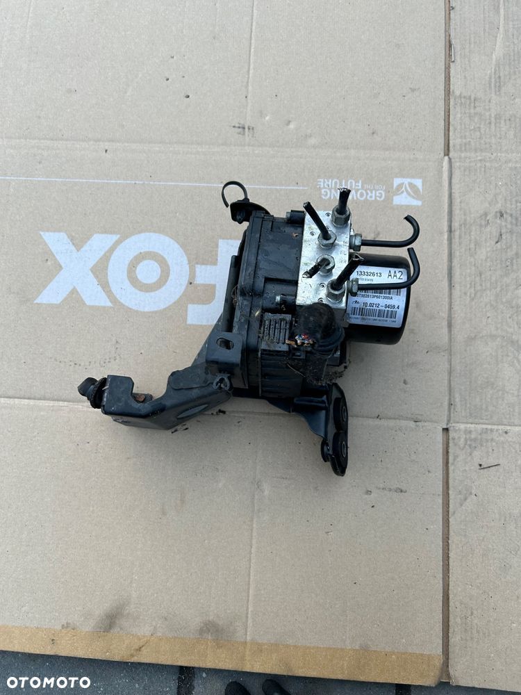 Opel Astra J pompa Abs 13332613 AA2 Zafira - 1