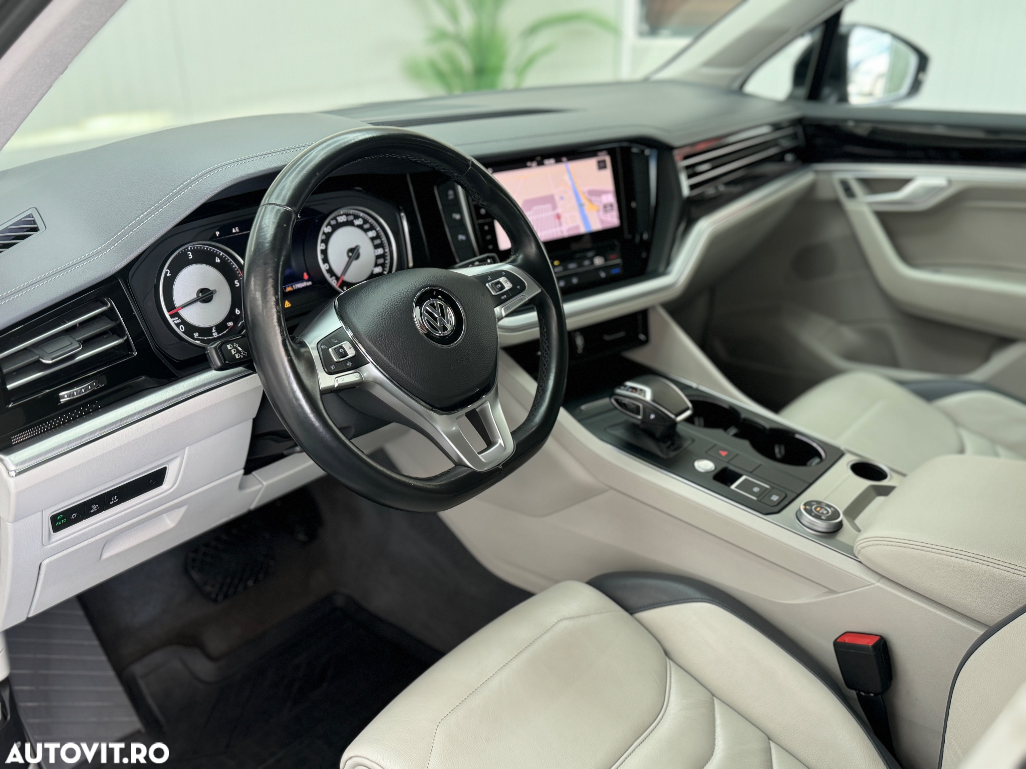 Volkswagen Touareg V6 TDI Elegance - 9