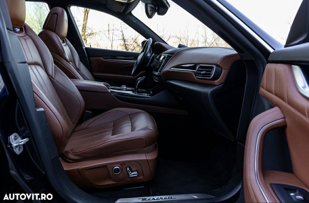 Maserati Levante S Q4 GranSport - 11