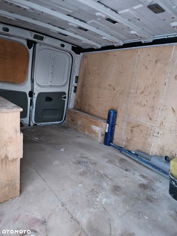 Opel Vivaro - 4