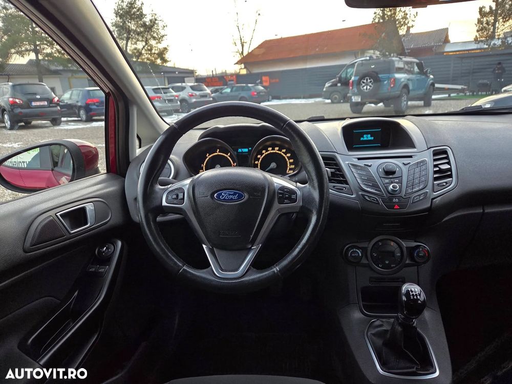 Ford Fiesta 1.5 TDCi Ambiente - 6