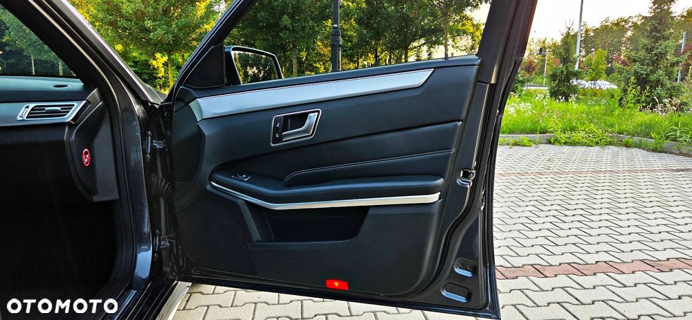 Mercedes-Benz Klasa E 200 CDI 7G-TRONIC - 18