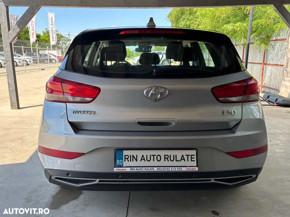 Hyundai i30 1.5 110CP M/T Highway - 7