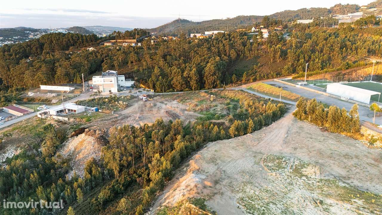 Terreno em Gandra, Paredes - Grande imagem: 4/11