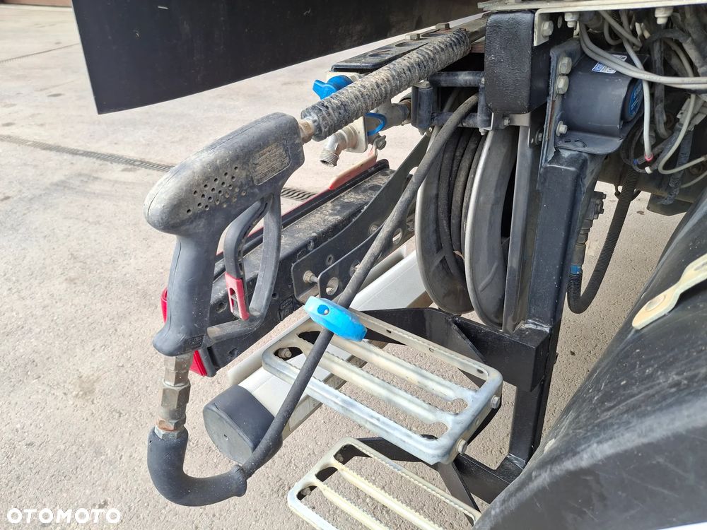 Renault C280 Zamiatarka SEMAT Zoeller FAUN Karcher 2 Silniki Rura Do Liści Listwy Ciśnieniowe Lanca 2 Zbiorniki Wody Szczotki L/R 2018r Euro 6 - 14