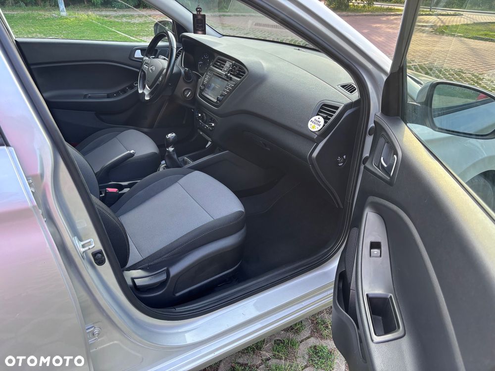 Hyundai i20 1.2 Comfort - 27