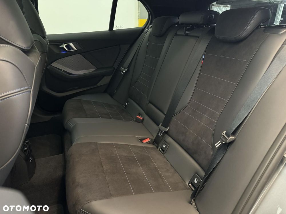 BMW Seria 1 - 25