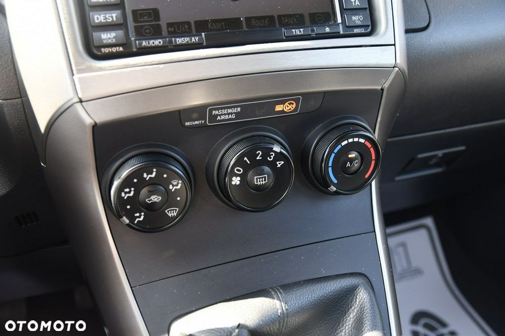 Toyota Verso - 25