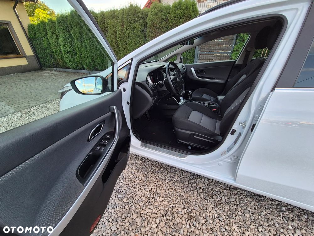 Kia Ceed 1.6 GDI Fifa World Cup Edition - 21