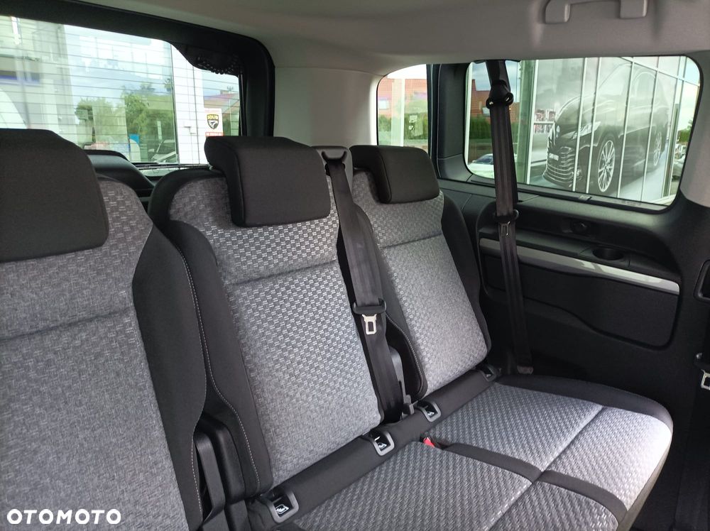 Toyota Proace Verso 2.2 D4-D Long Family - 29