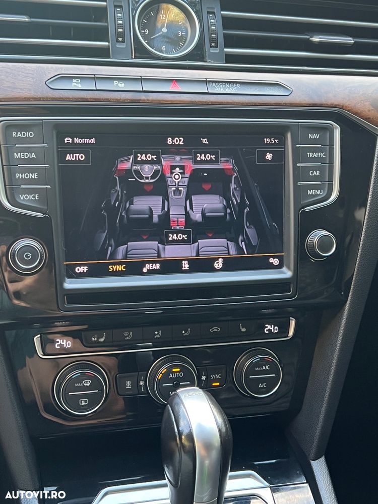 Volkswagen Passat Variant 2.0 TDI DSG Highline - 10