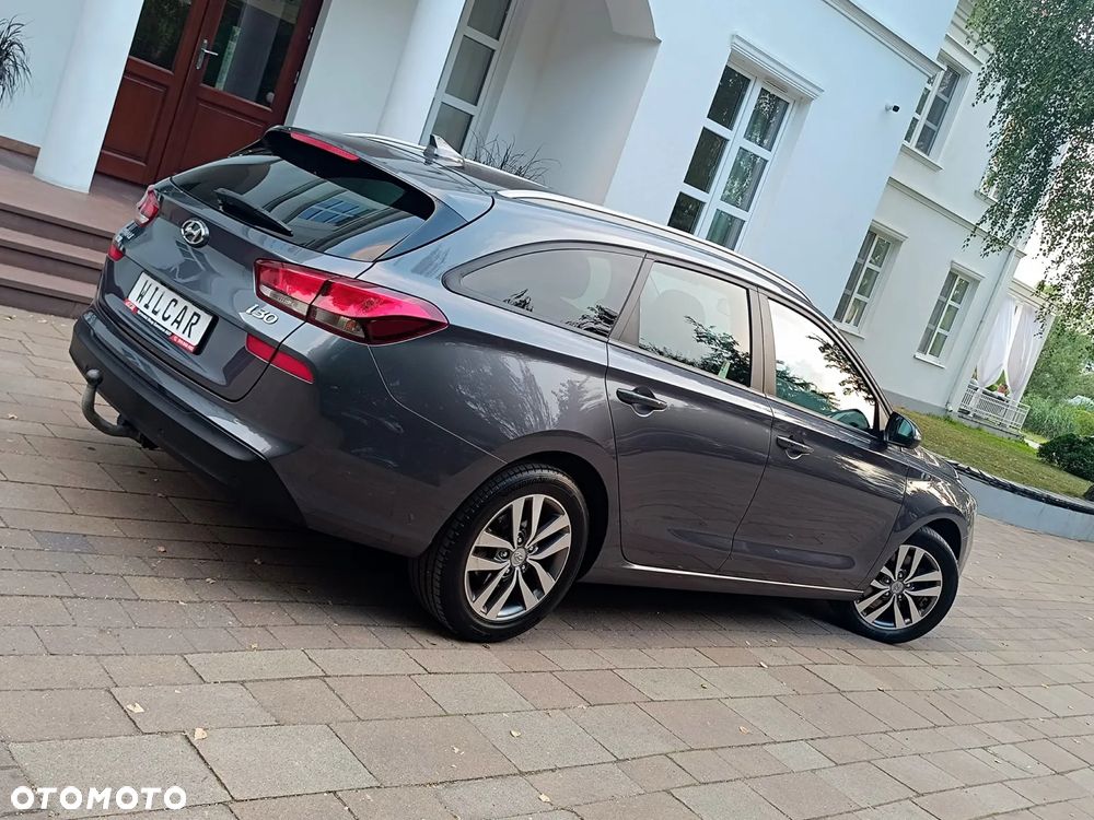 Hyundai i30 1.6 CRDI Passion - 13