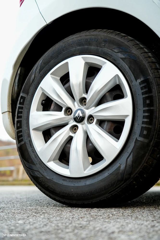Renault Clio 1.5 dCi Zen - 11