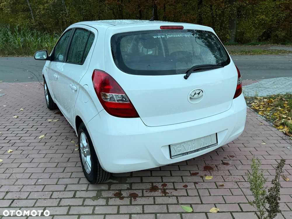 Hyundai I20 2012 photo 5