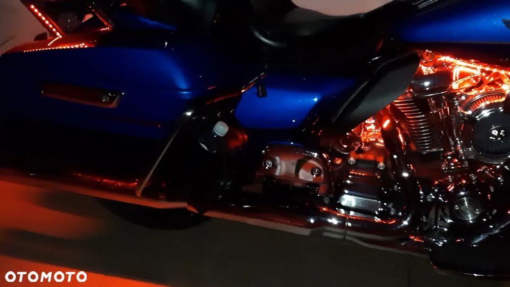 Harley-Davidson Touring Ultra Limited - 21