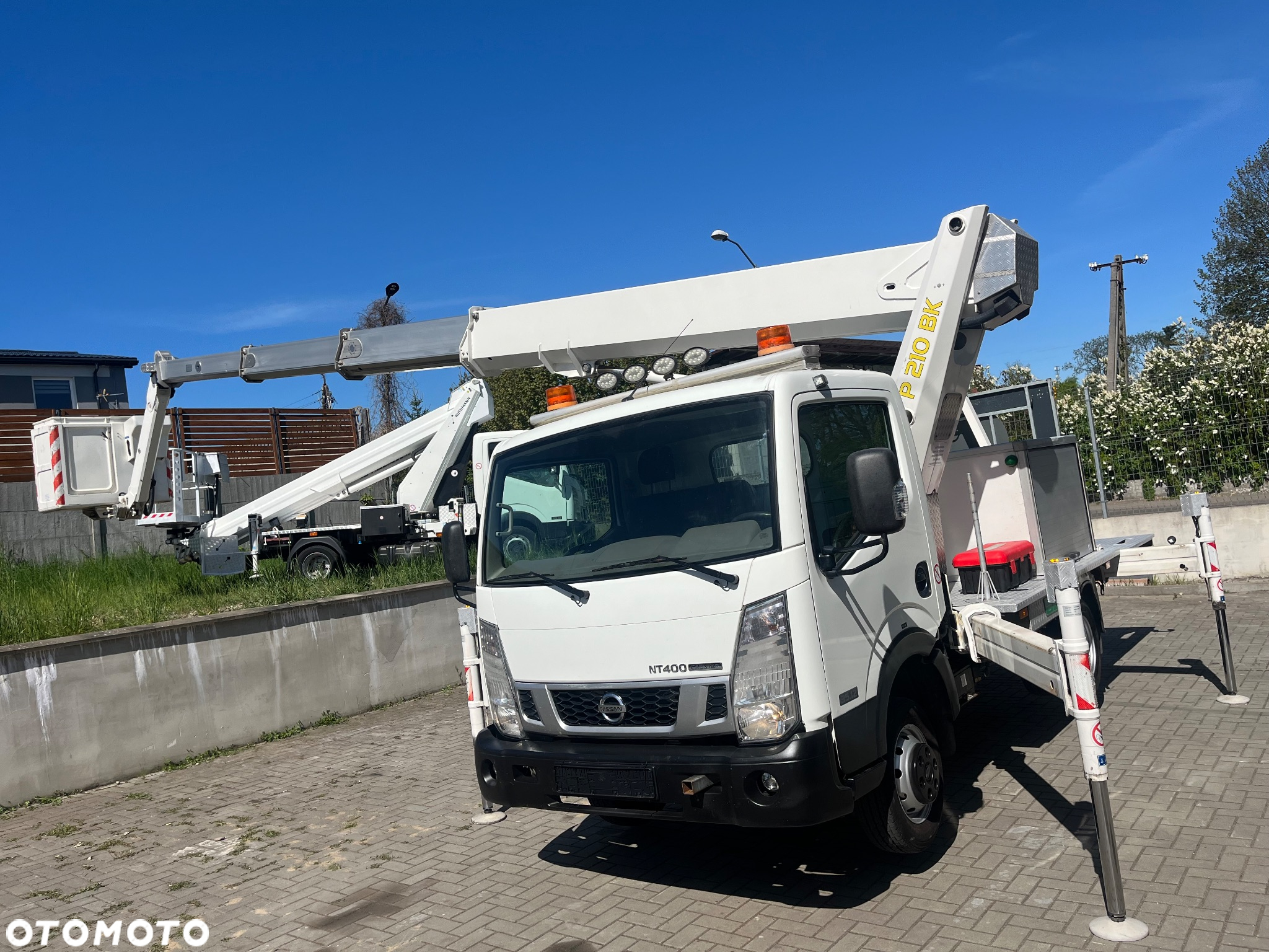 Nissan Podnośnik Koszowy Zwyżka Palfinger 210Bk 21 Metrów 16 w bok ! PILOT NA KABLU!! UDT !! Kosz 1000V Izolowany Jak Wumag Ruthmann Gsr - 25