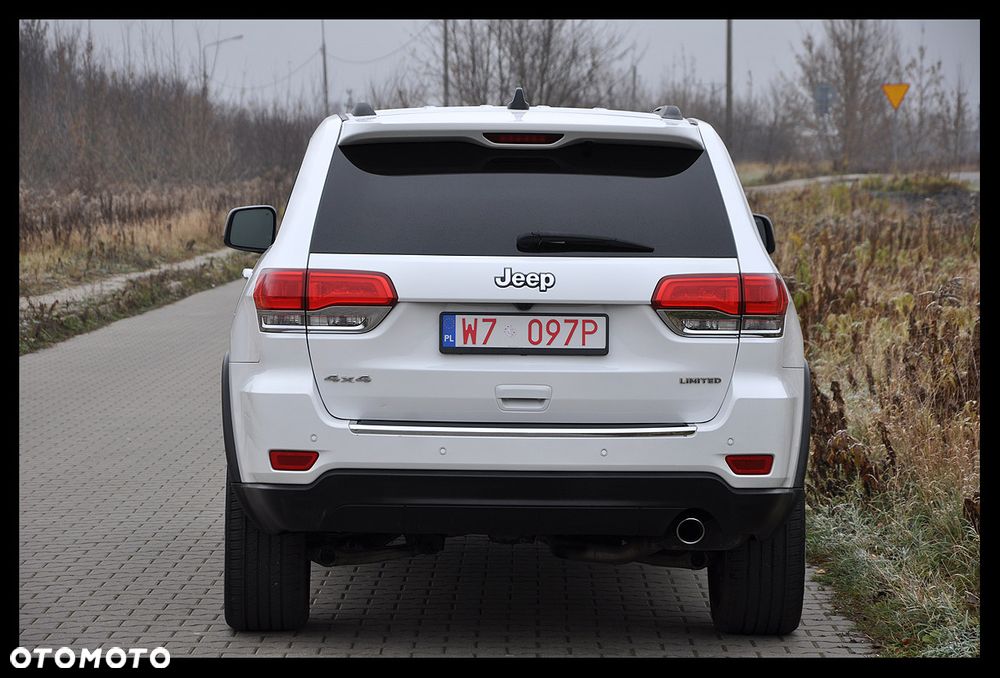 Jeep Grand Cherokee - 15