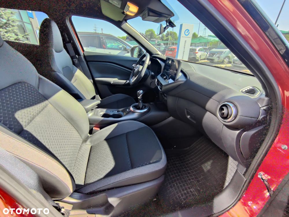Nissan Juke 1.0 DIG-T N-Connecta - 19