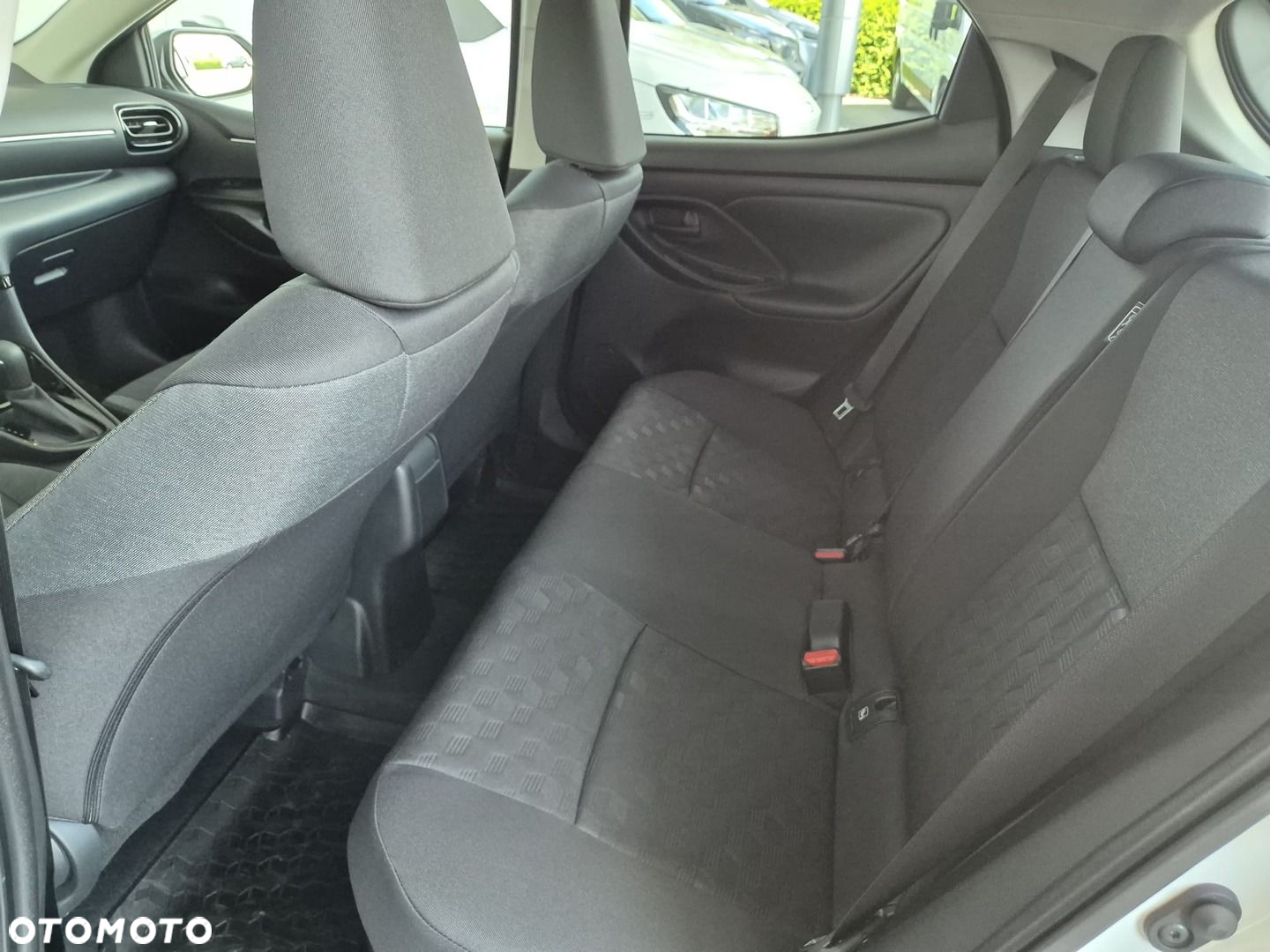 Toyota Yaris - 14