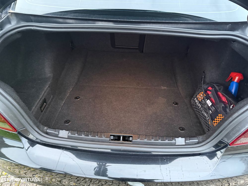 BMW 123 d Cabrio - 15