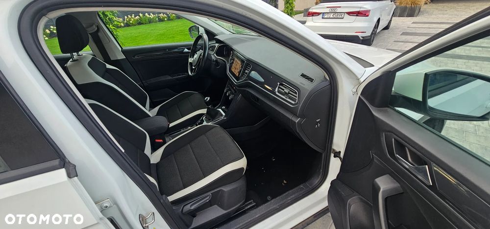 Volkswagen T-Roc 1.5 TSI ACT OPF UNITED - 13