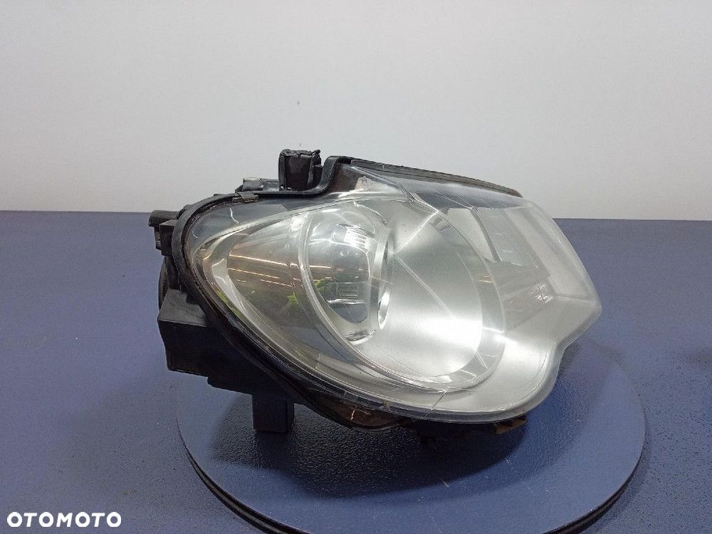 VW TOURAN I 1T LIFT 07- REFLEKTOR PRAWY LAMPA EU 1T1941006B - 2