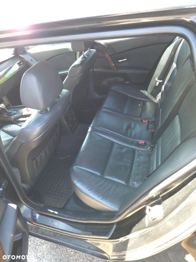 BMW Seria 5 - 10