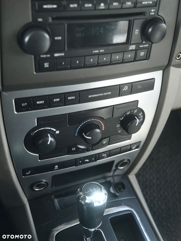 Jeep Commander - 10