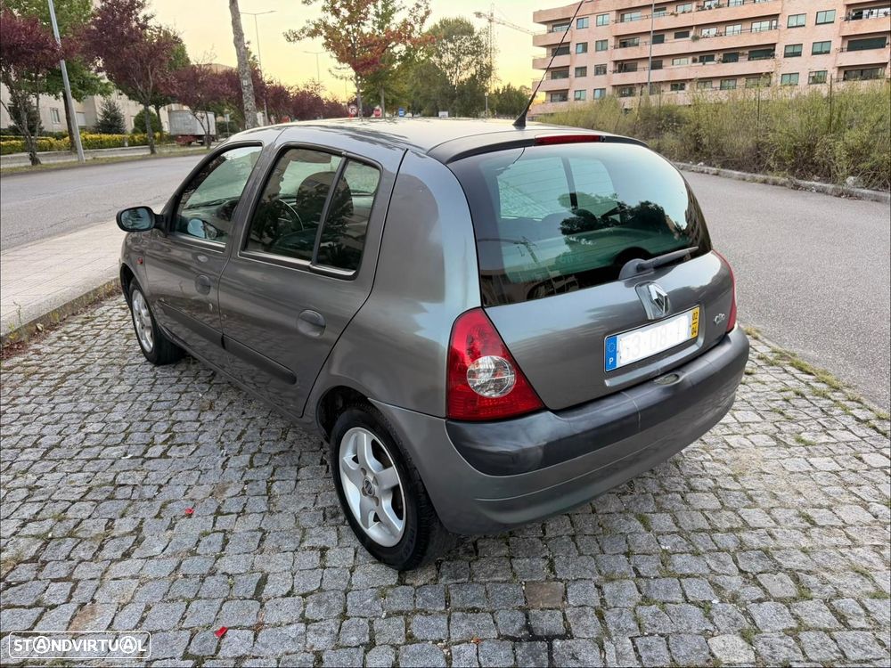 Renault Clio 1.2 16V Expression QuickS — fotografia 5