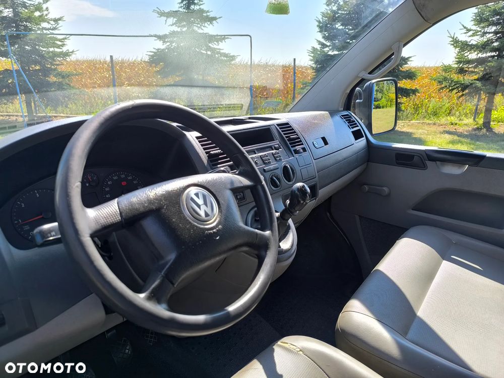 Volkswagen T5 - 11