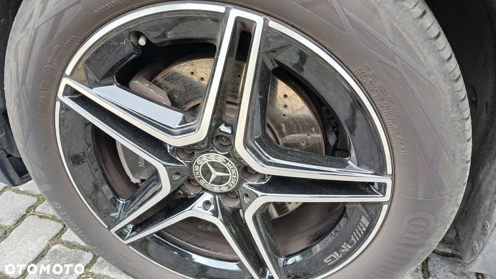Mercedes-Benz GLA - 15