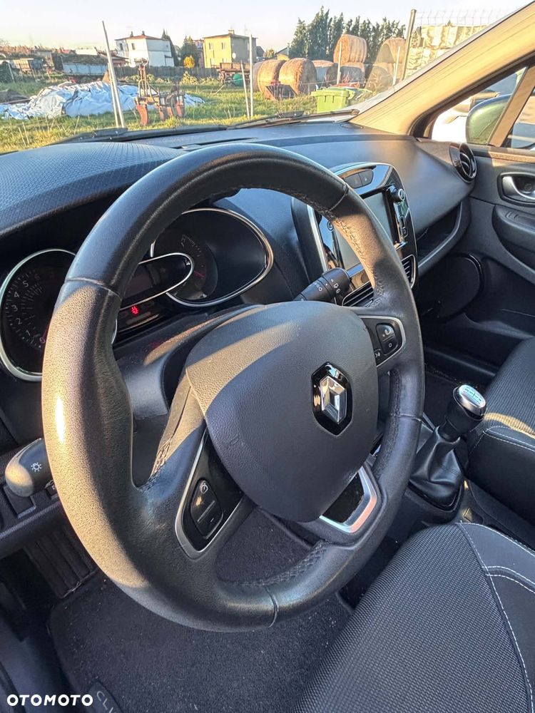 Renault Clio - 5