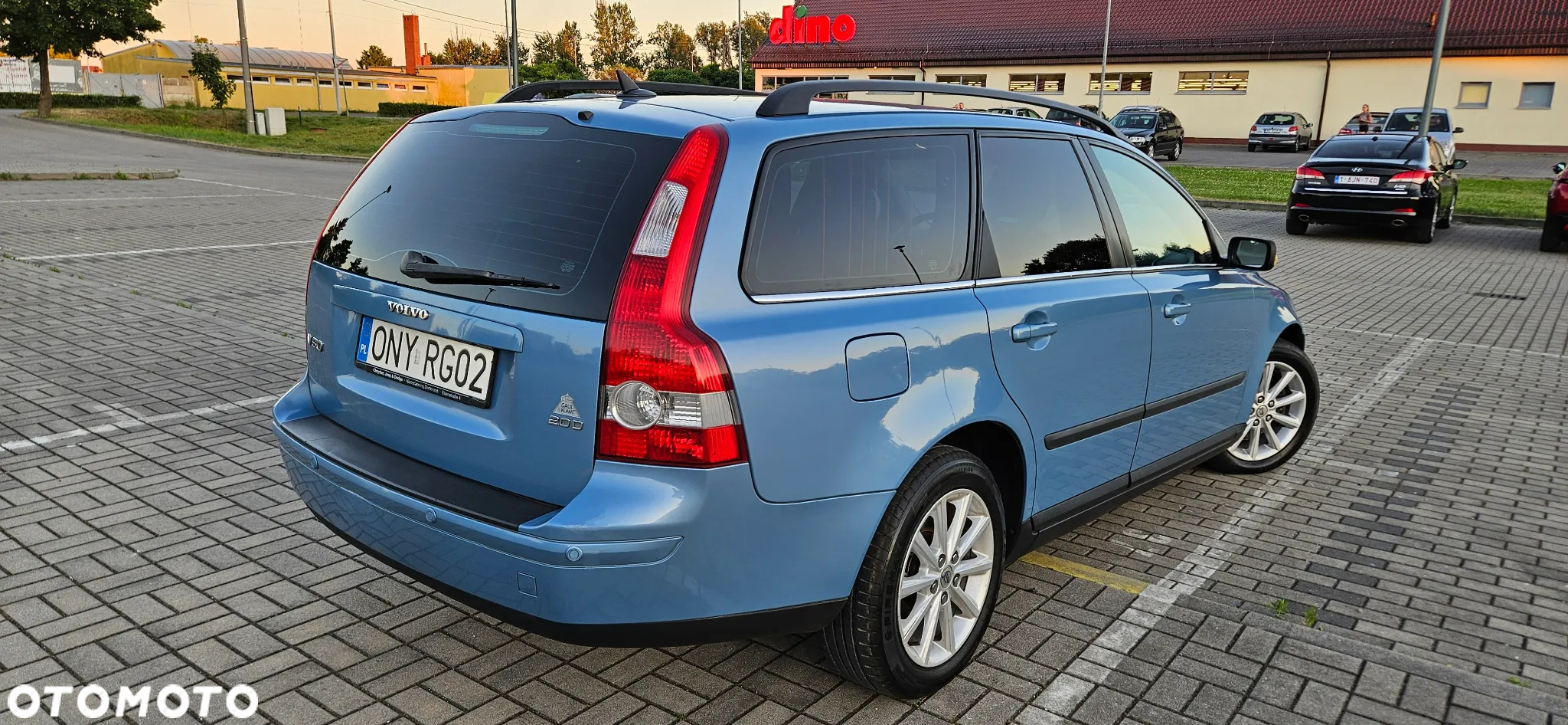 Volvo V50 2.0D Momentum - 4