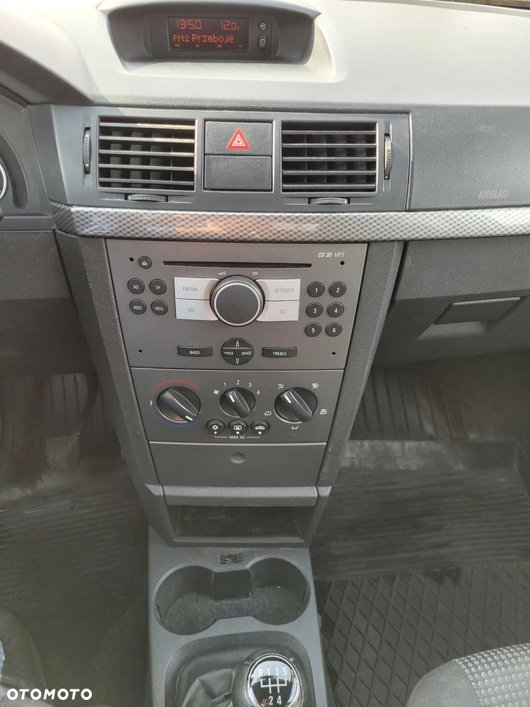 Opel Meriva 1.4 - 17