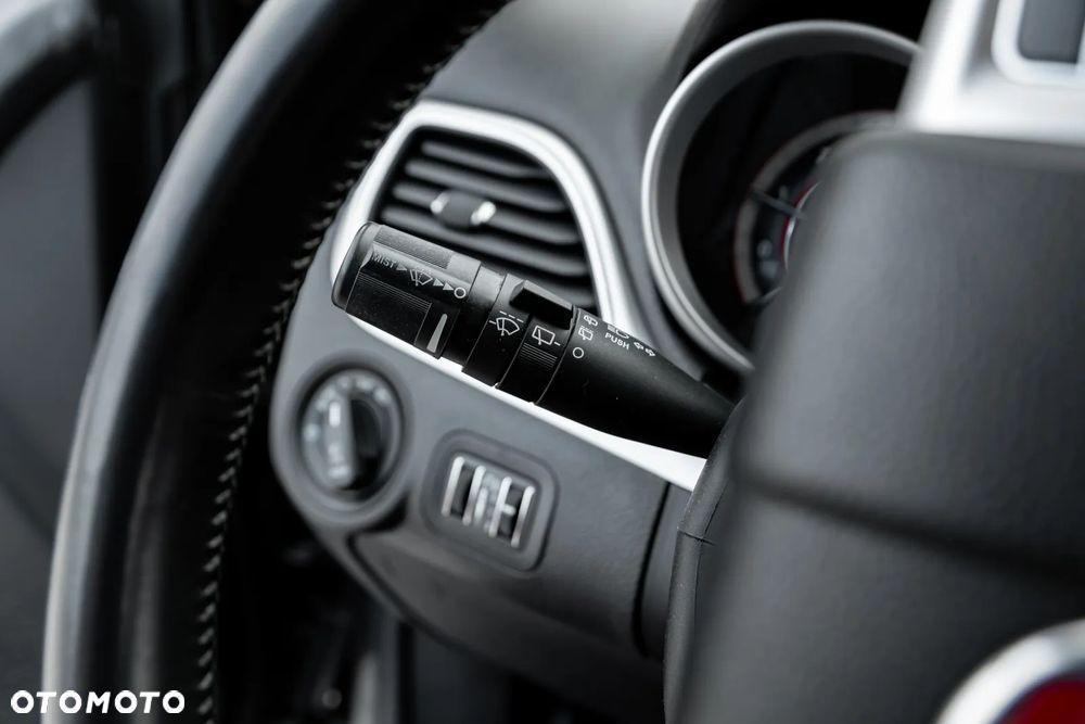 Fiat Freemont 2.0 Multijet Black Code AWD - 32