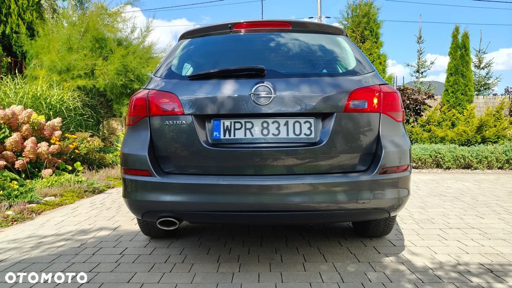 Opel Astra 1.4 T Enjoy - 4