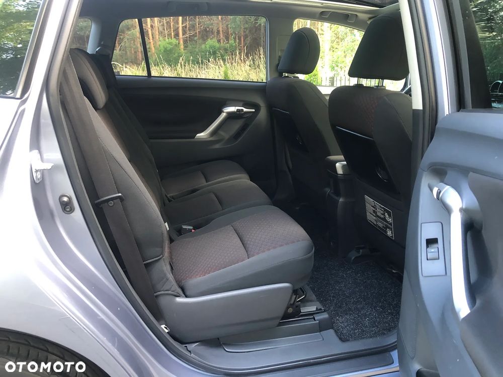 Toyota Verso 1.8 5-Sitzer Executive - 37