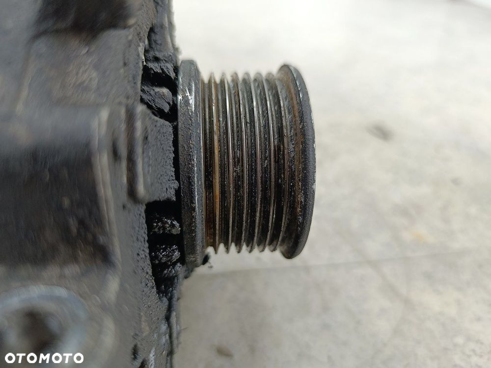 ALTERNATOR TOYOTA COROLLA VERSO II DAN938 104210-4521  DENSO 2.2 D-4D - 3