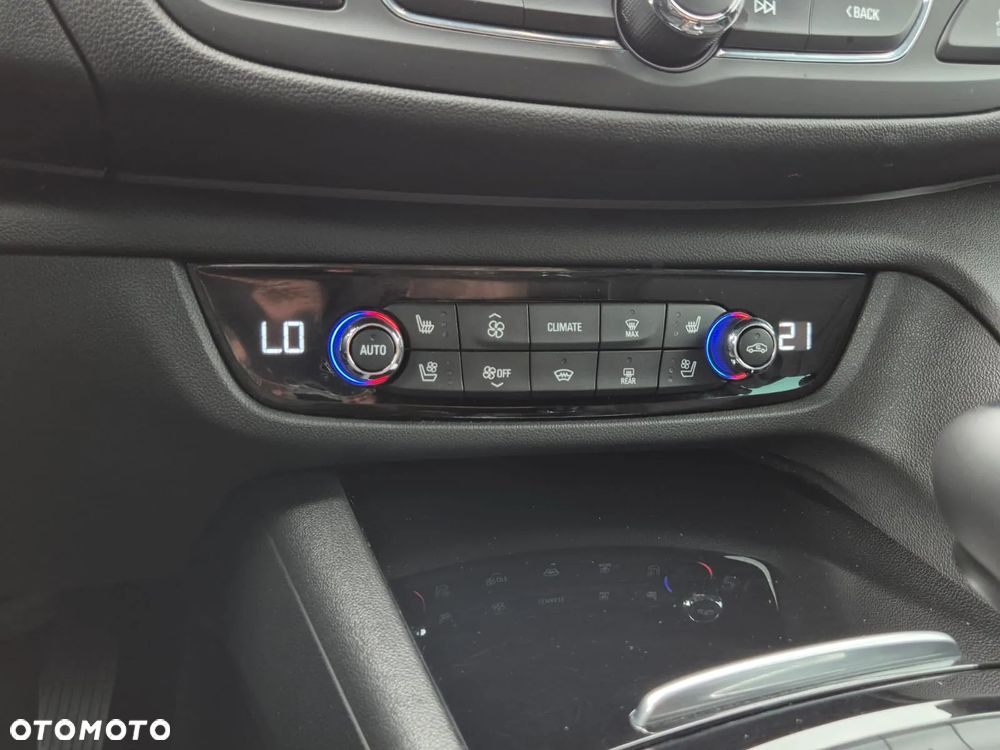 Opel Insignia 2.0 CDTI Business Elegance S&S - 36