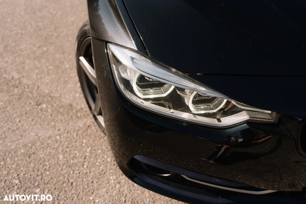 BMW Seria 3 318d Touring Aut. Sport Line - 26