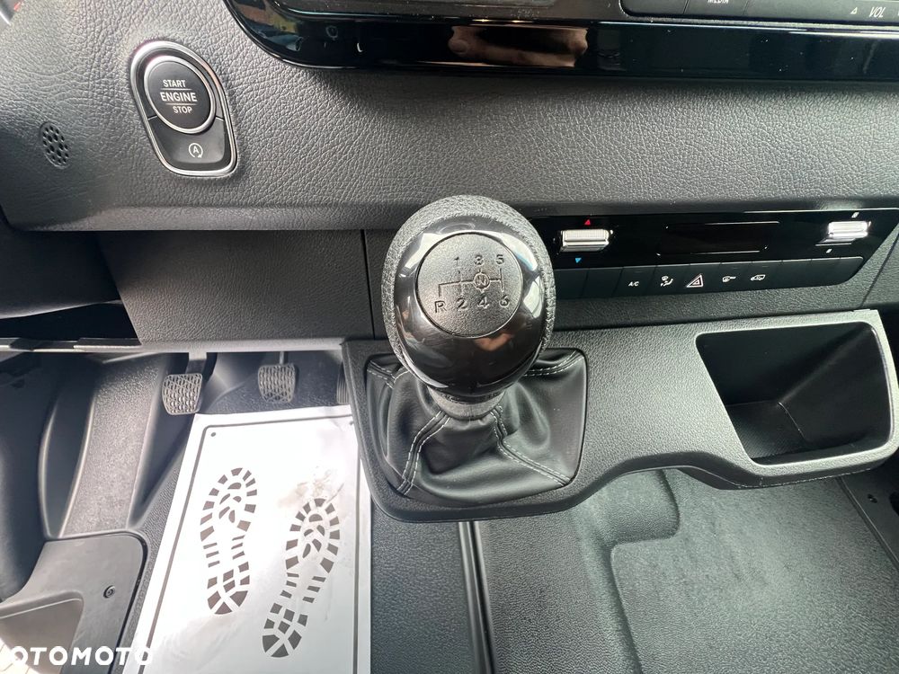 Mercedes-Benz Sprinter L2 - 18
