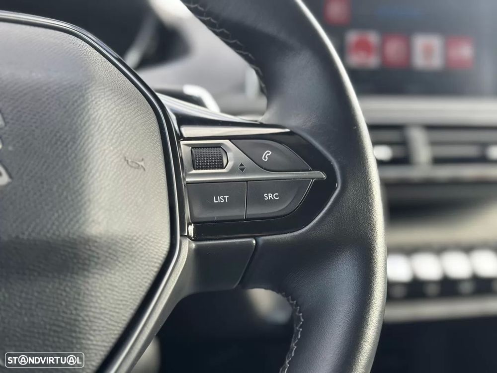 Peugeot 3008 PureTech 130 Stop & Start GPF EAT8 Allure - 25