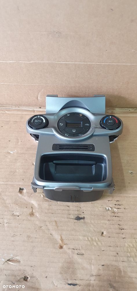 Panel nawiewu klimatyzacji klimy dekor półka tunelu Ford Fiesta MK7 8A6T-18C612-AG - 2